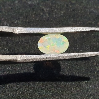 Opal z Etiopii fasetowany 6x4 mm nr A257