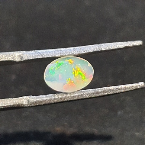 Opal z Etiopii fasetowany 7x5 mm nr A260