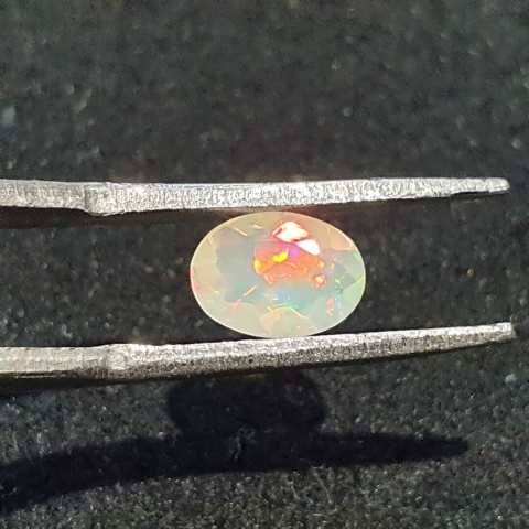 Opal z Etiopii fasetowany 7x5 mm nr A261