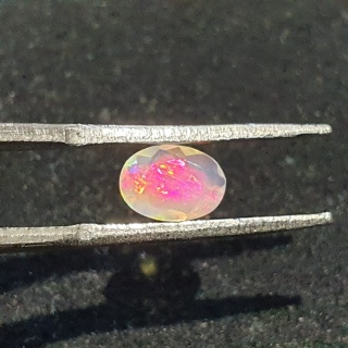 Opal z Etiopii fasetowany 7x5 mm nr A262