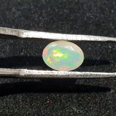 Opal z Etiopii fasetowany 7x5 mm nr A263