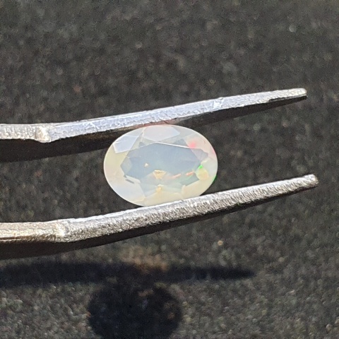 Opal z Etiopii fasetowany 7x5 mm nr A264