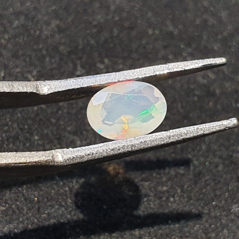 Opal z Etiopii fasetowany 7x5 mm nr A264