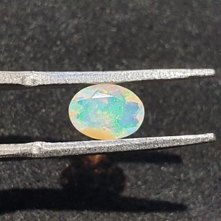 Opal z Etiopii fasetowany 7x5 mm nr A267
