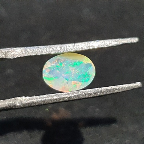 Opal z Etiopii fasetowany 7x5 mm nr A267
