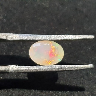 Opal z Etiopii fasetowany 7x5 mm nr A268