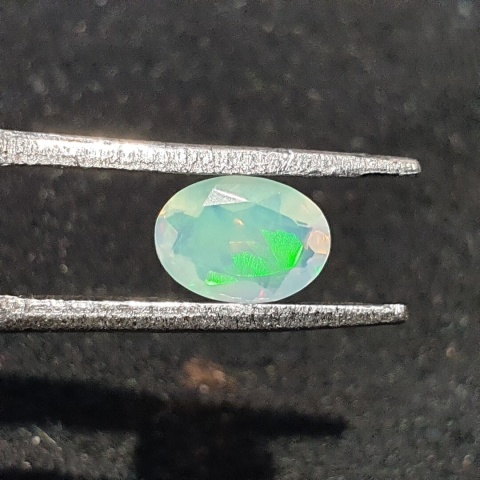 Opal z Etiopii fasetowany 7x5 mm nr A269