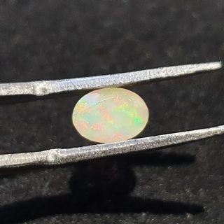 Opal z Etiopii fasetowany 7x5 mm nr A270