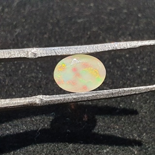 Opal z Etiopii fasetowany 7x5 mm nr A270