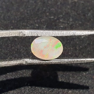 Opal z Etiopii fasetowany 7x5 mm nr A271
