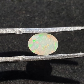 Opal z Etiopii fasetowany 7x5 mm nr A271