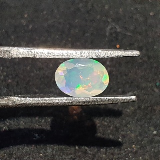 Opal z Etiopii fasetowany 7x5 mm nr A276
