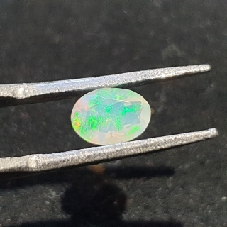 Opal z Etiopii fasetowany 7x5 mm nr A277