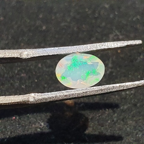 Opal z Etiopii fasetowany 7x5 mm nr A277