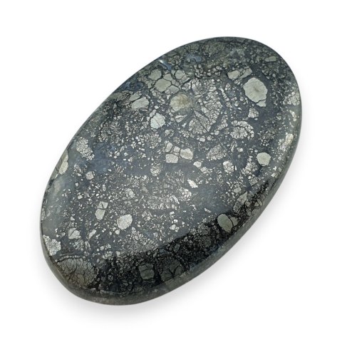 Markazyt kaboszon 42x26 mm nr 83