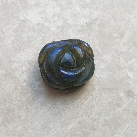 Labradoryt róża fi 19 mm nr 35
