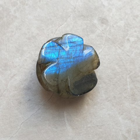 Labradoryt róża fi 22x mm nr 36