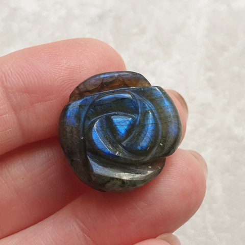 Labradoryt róża fi 22 mm nr 8