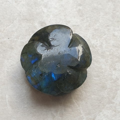 Labradoryt róża fi 29 mm nr 18