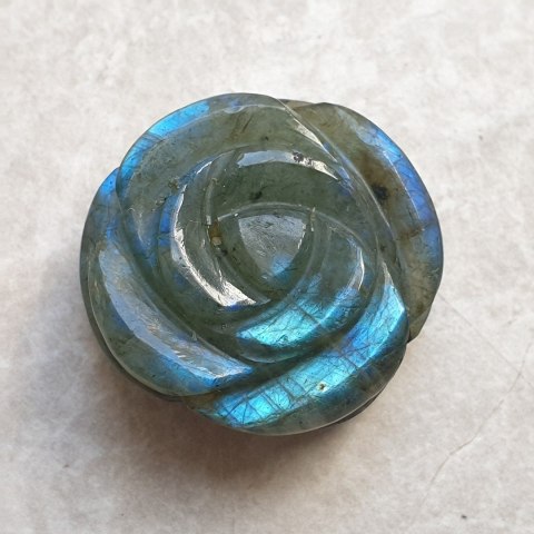 Labradoryt róża fi 30 mm nr 6