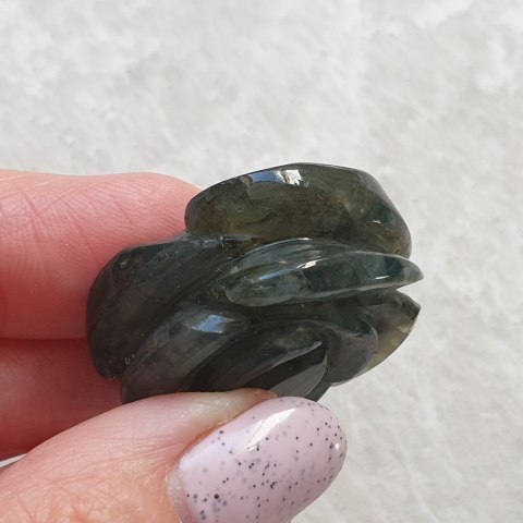 Labradoryt róża fi 32 mm nr 2