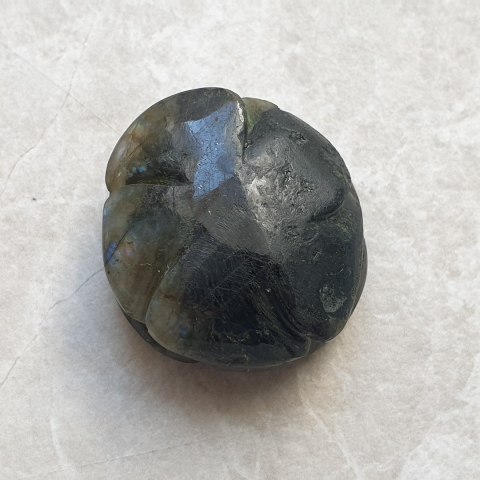 Labradoryt róża fi 32 mm nr 4
