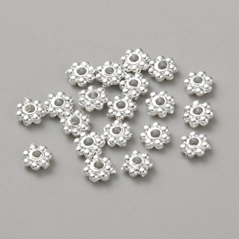Przekładka kwiatek mosiądz posrebrzany 4x1,5 mm 4 szt.