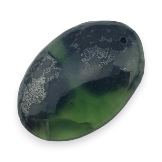 Jadeit nefryt kaboszon z dziurką 25x17 mm nr 26