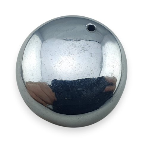 Szungit szlachetny kaboszon z dziurką fi 21 mm nr 12