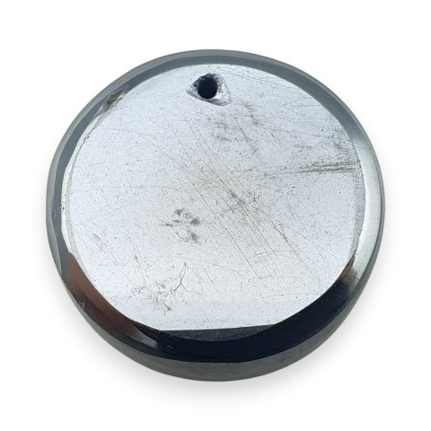 Szungit szlachetny kaboszon z dziurką fi 21 mm nr 12