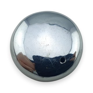 Szungit szlachetny kaboszon z dziurką fi 21 mm nr 30