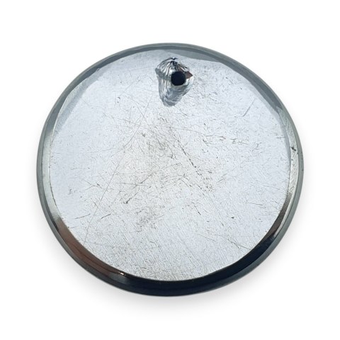 Szungit szlachetny kaboszon z dziurką fi 21 mm nr 30