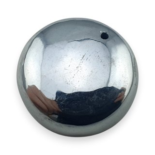 Szungit szlachetny kaboszon z dziurką fi 22 mm nr 11