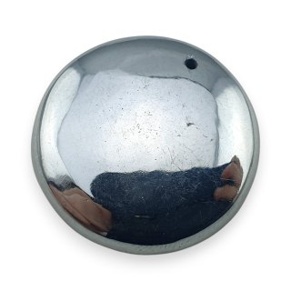 Szungit szlachetny kaboszon z dziurką fi 25 mm nr 14