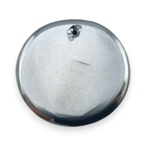 Szungit szlachetny kaboszon z dziurką fi 25 mm nr 24