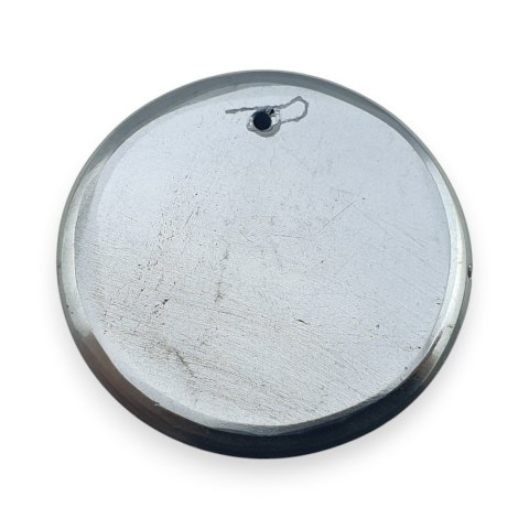 Szungit szlachetny kaboszon z dziurką fi 26 mm nr 10