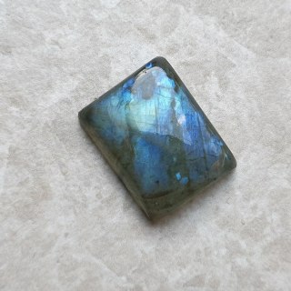 Labradoryt kaboszon 18x14 mm nr C214