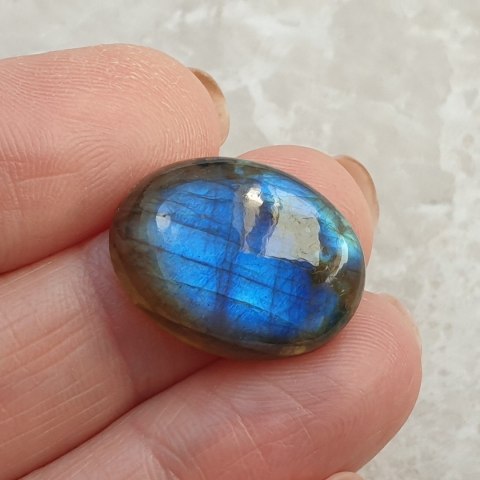 Labradoryt kaboszon 21x16 mm nr C45
