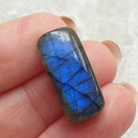 Labradoryt kaboszon 24x11 mm nr C175