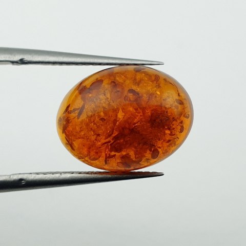 Bursztyn bałtycki kaboszon 13x10 mm nr A897