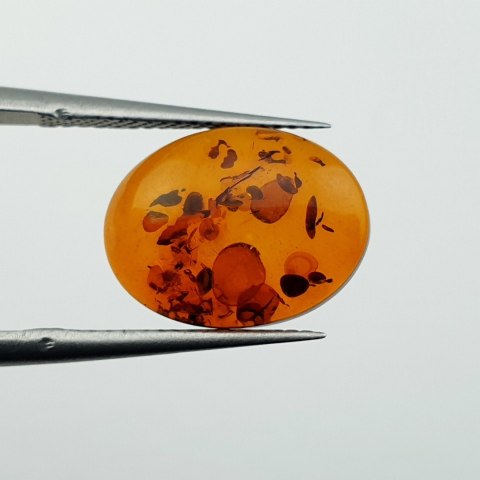 Bursztyn bałtycki kaboszon 13x10 mm nr A966