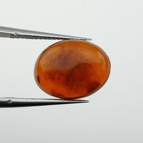 Bursztyn bałtycki kaboszon 13x10 mm nr A984