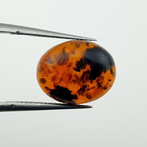 Bursztyn bałtycki kaboszon 13x11 mm nr A853