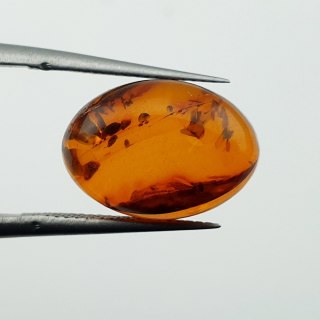 Bursztyn bałtycki kaboszon 14x10 mm nr A764