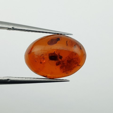 Bursztyn bałtycki kaboszon 14x10 mm nr A831