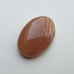 Kamień księżycowy brzoskwiniowy kaboszon 23x16 mm nr 36