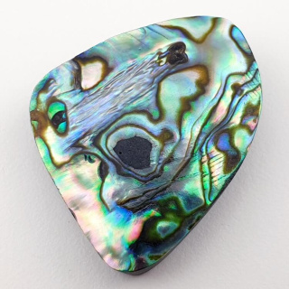 Paua abalone kaboszon 36x28 mm nr 109