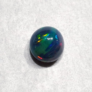 Czarny Opal Etiopski 10x10 mm nr 310