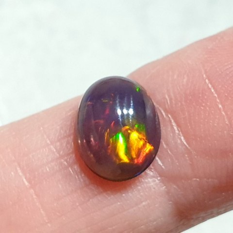 Czarny Opal Etiopski 10x8 mm nr 324