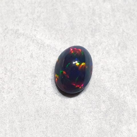 Czarny Opal Etiopski 11x8 mm nr 304